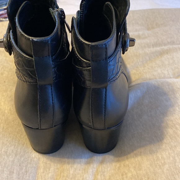 Coach Sz. 8 Black Booties - Picture 4 of 10